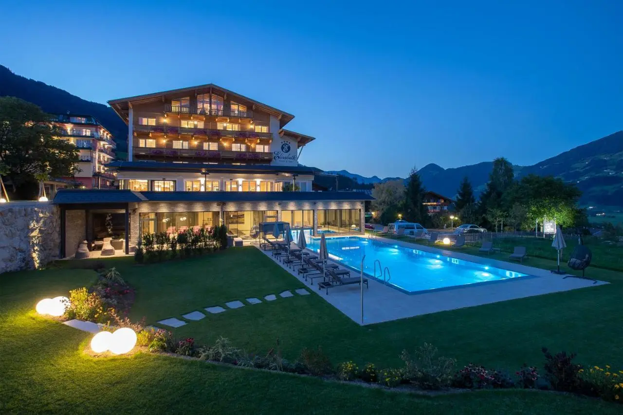 Hotel Elisabeth, Fügen: swimming pool