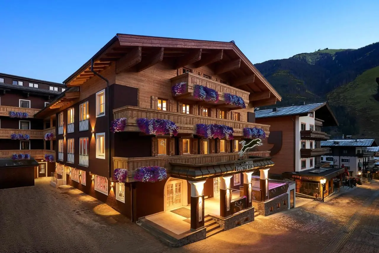 Hotel Panther, Saalbach-Hinterglemm: exterior