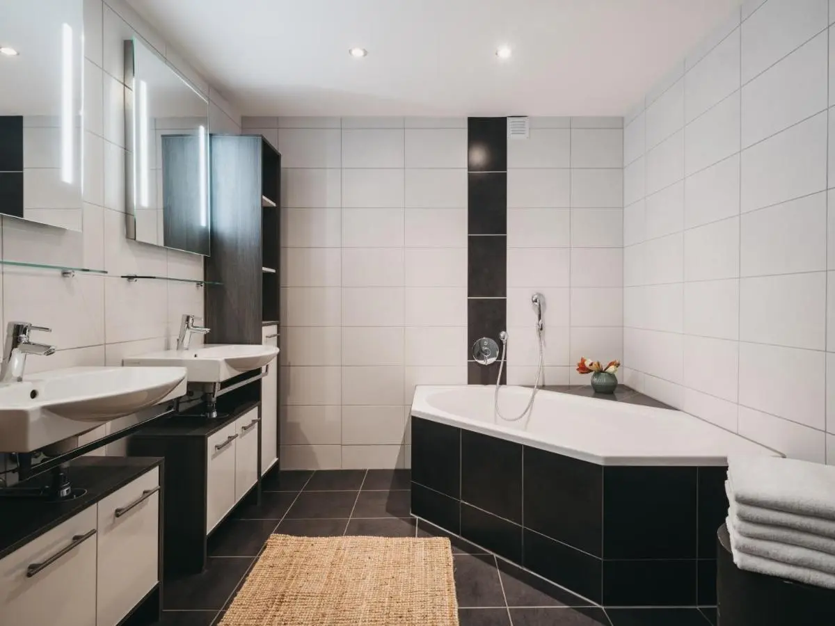 Residence Kristall, Saalbach-Hinterglemm: bathroom